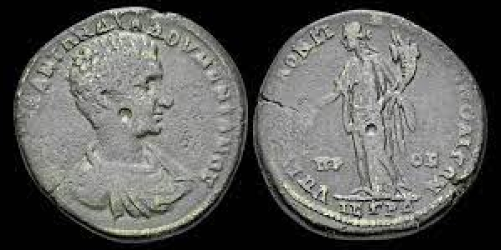 Moesia Inferior Nicopolis Diadumenian, Caesar AE tetrassarion Demeter standing left