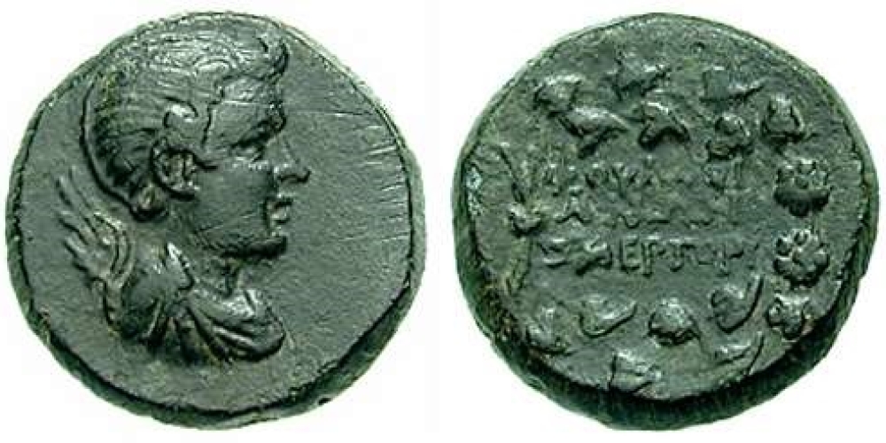 Draped bust of Fulvia